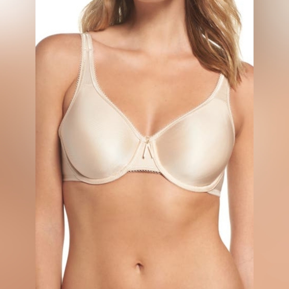 Wacoal Basic Beauty Seamless Underwire Bra